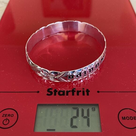 Vintage Hawaiian 925 Sterling Silver Kuuipo Floral Carved Etched Bangle Bracelet - Picture 8 of 10